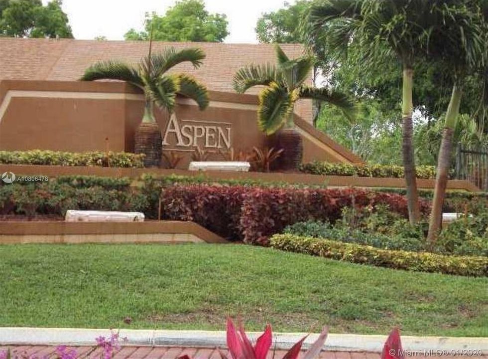 Recently Sold: $250,000 (3 beds, 2 baths, 1032 Square Feet)