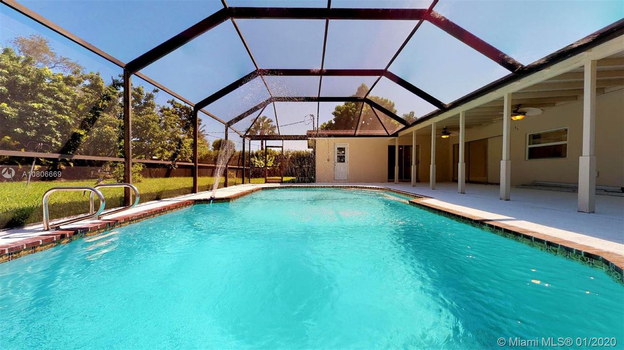 Recently Sold: $497,900 (3 beds, 2 baths, 1688 Square Feet)