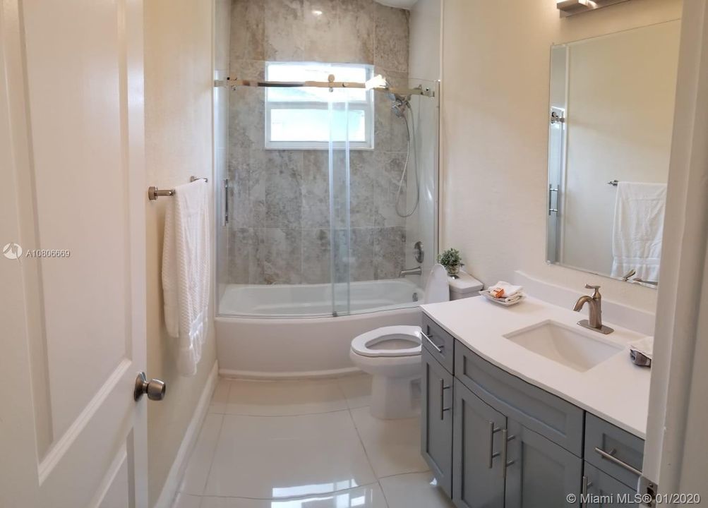 Recently Sold: $497,900 (3 beds, 2 baths, 1688 Square Feet)