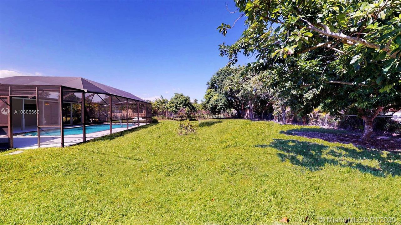Recently Sold: $497,900 (3 beds, 2 baths, 1688 Square Feet)