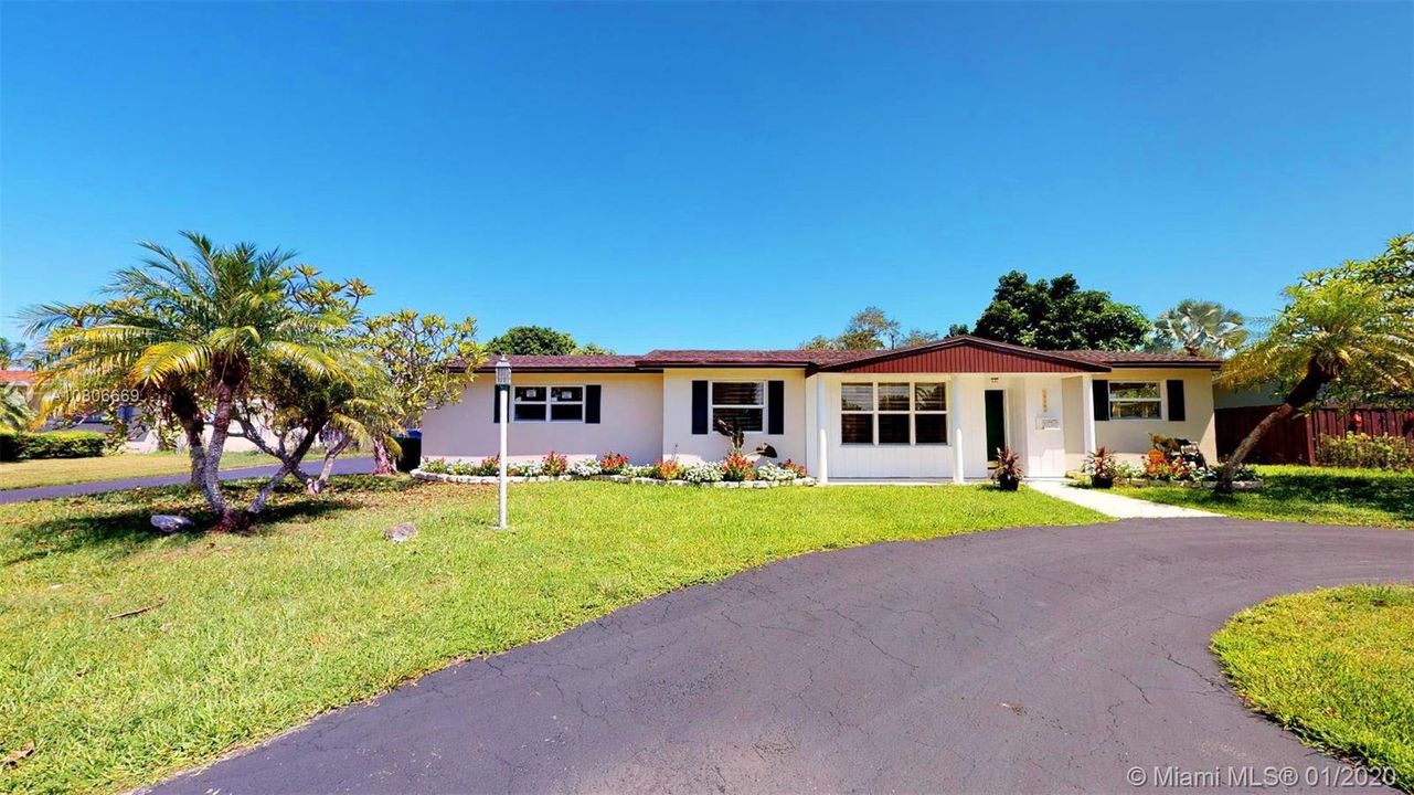 Recently Sold: $497,900 (3 beds, 2 baths, 1688 Square Feet)