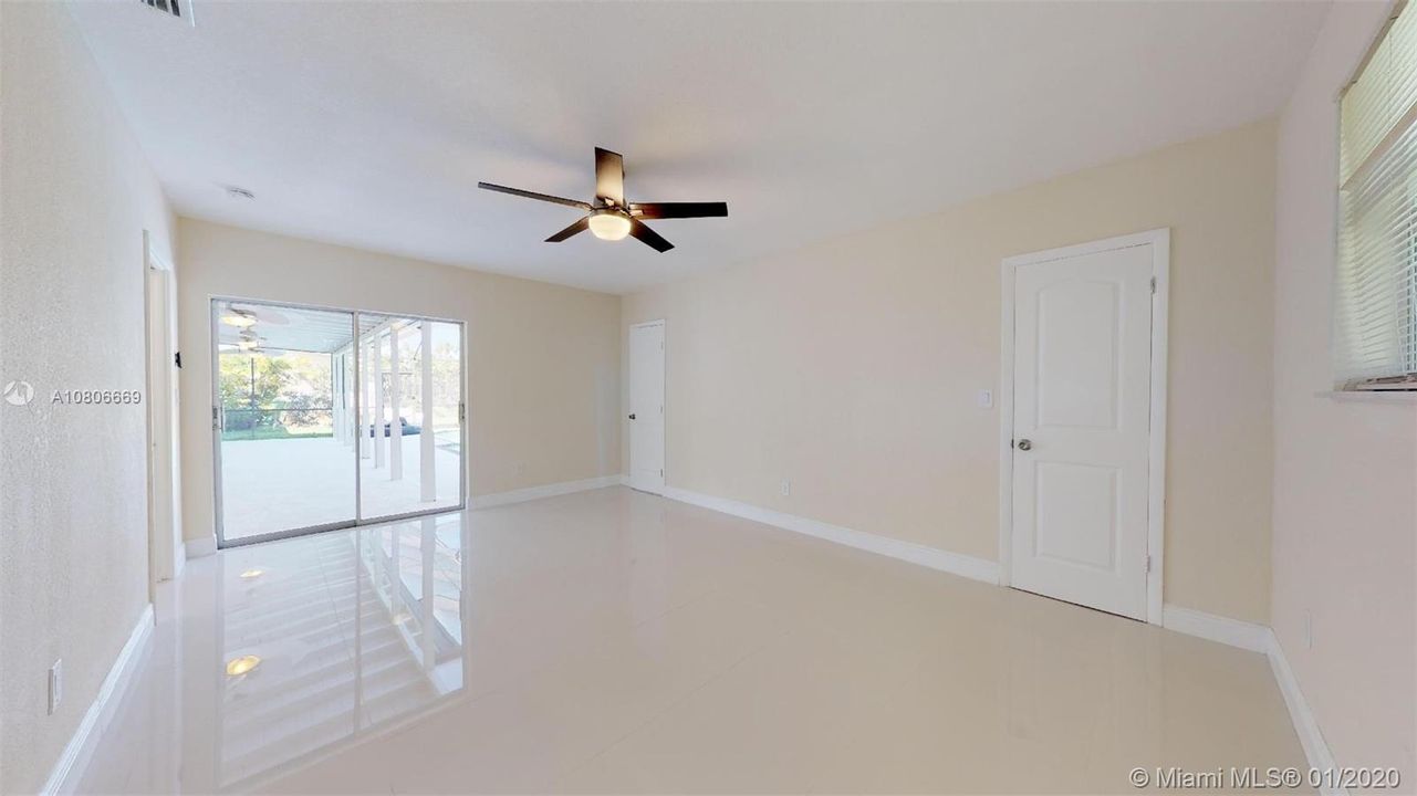 Recently Sold: $497,900 (3 beds, 2 baths, 1688 Square Feet)