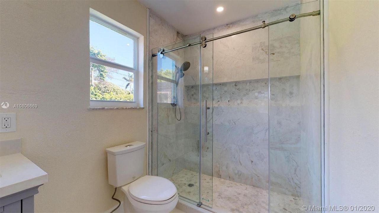 Recently Sold: $497,900 (3 beds, 2 baths, 1688 Square Feet)