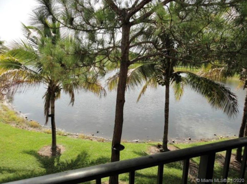 Recently Sold: $135,000 (3 beds, 2 baths, 1156 Square Feet)