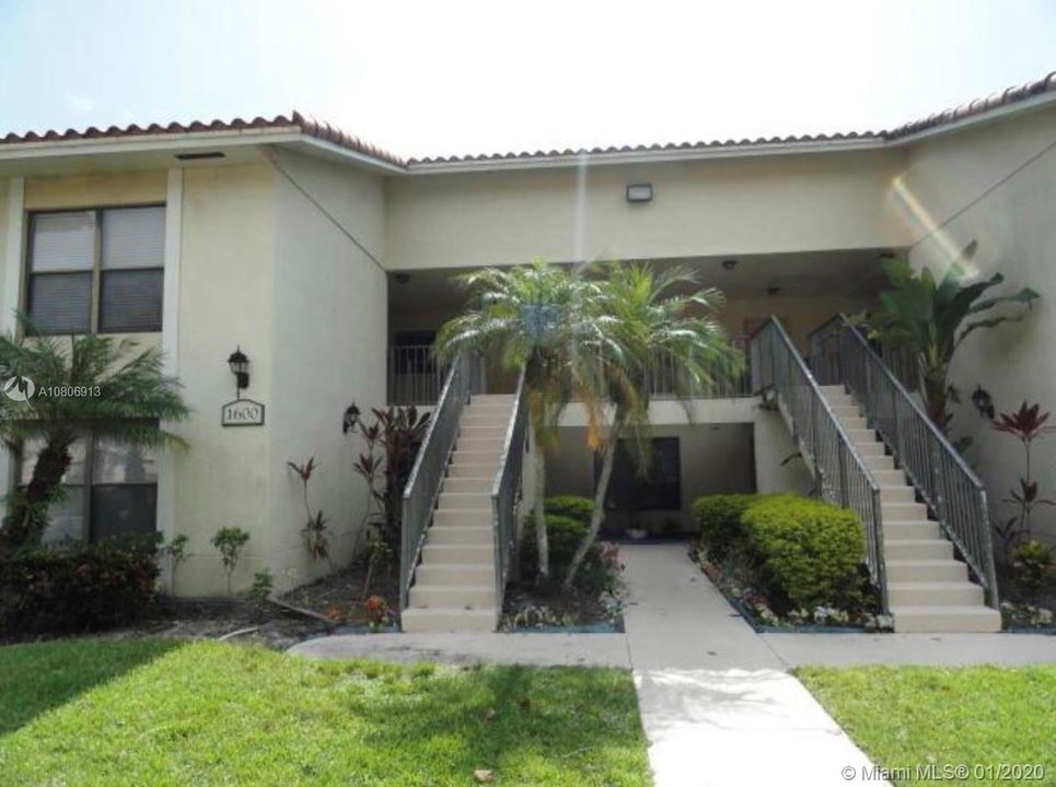 Recently Sold: $135,000 (3 beds, 2 baths, 1156 Square Feet)