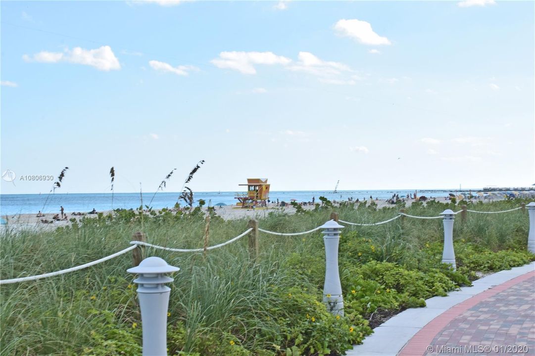 Recently Sold: $365,000 (1 beds, 1 baths, 655 Square Feet)