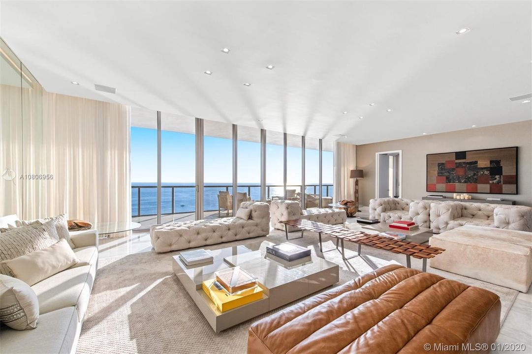 Recently Rented: $82,500 (5 beds, 7 baths, 6261 Square Feet)