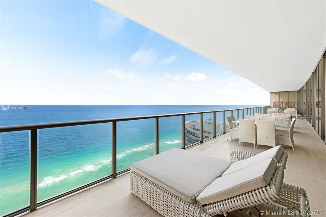 Recently Rented: $82,500 (5 beds, 7 baths, 6261 Square Feet)