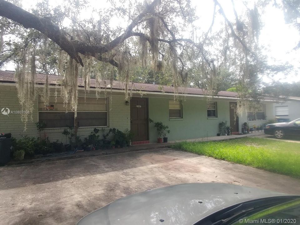 Front View 2203 - 2207 Melady Ave