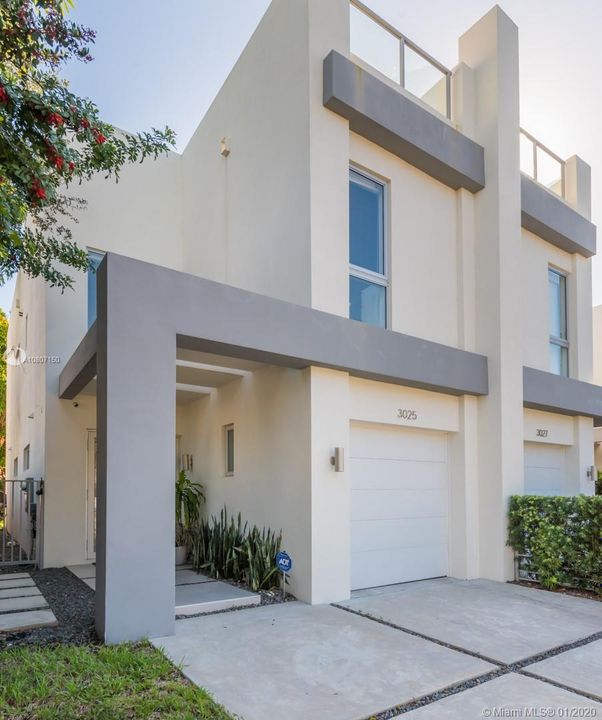Recently Rented: $5,200 (3 beds, 3 baths, 1927 Square Feet)