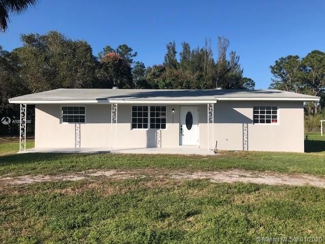 Recently Sold: $295,000 (3 beds, 2 baths, 1101 Square Feet)