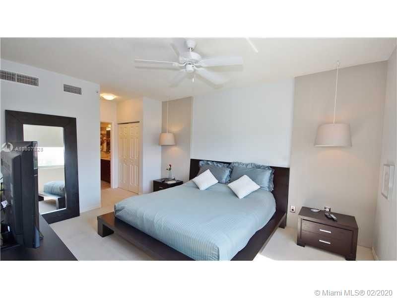 Recently Sold: $339,900 (3 beds, 2 baths, 1557 Square Feet)