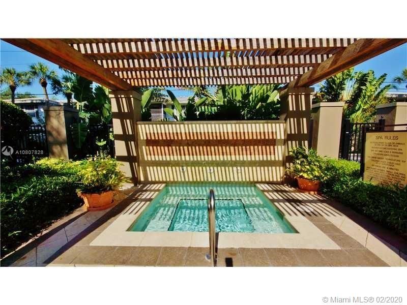 Recently Sold: $339,900 (3 beds, 2 baths, 1557 Square Feet)