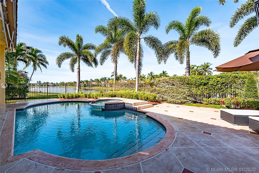 Recently Rented: $4,900 (5 beds, 3 baths, 2873 Square Feet)