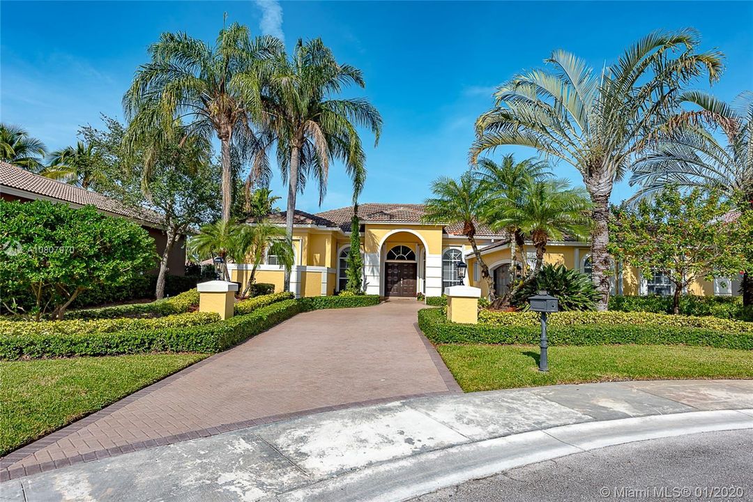 Recently Rented: $4,900 (5 beds, 3 baths, 2873 Square Feet)