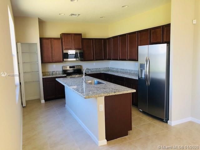 Недавно продано: $390,990 (4 спален, 3 ванн, 0 Квадратных фут)