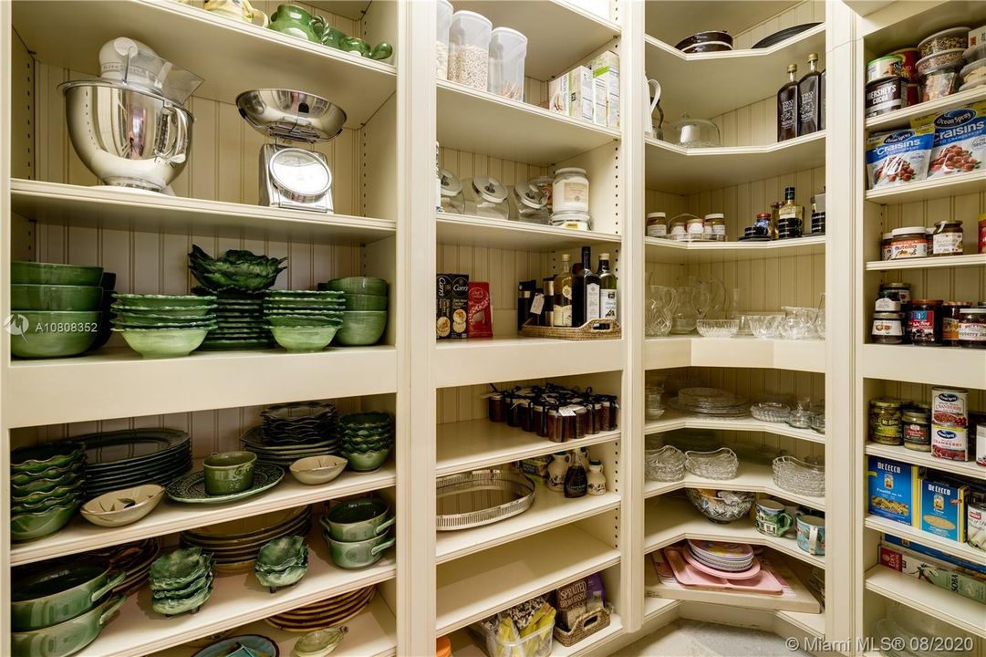 The spacious pantry keeps you organized