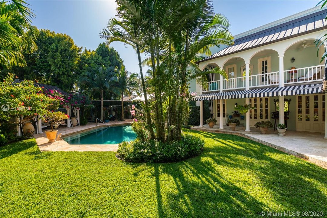 The vibe in this backyard is otherworldly