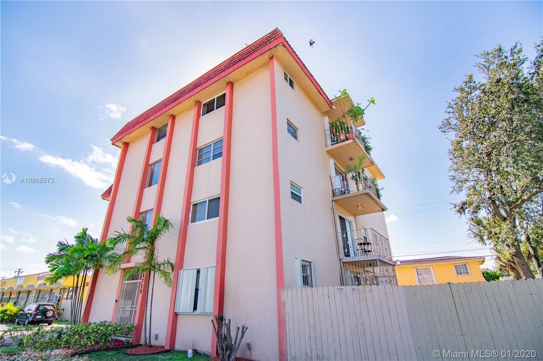 Vendido Recientemente: $110,000 (0 camas, 1 baños, 273 Pies cuadrados)