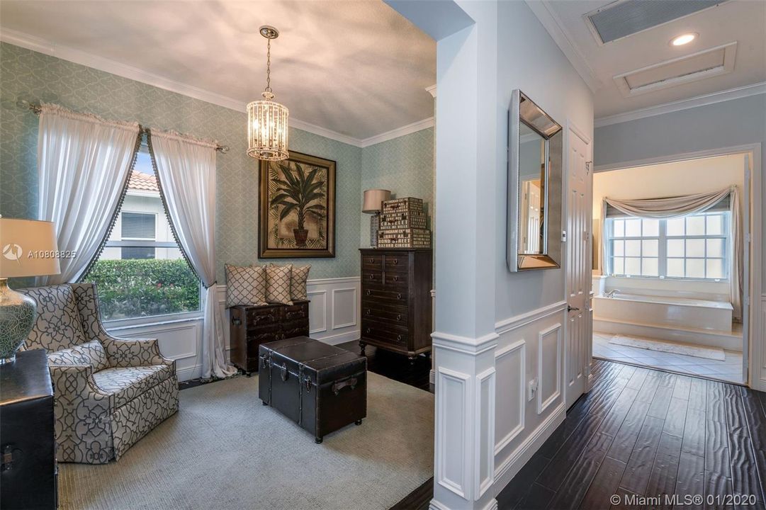 Vendido Recientemente: $675,000 (5 camas, 4 baños, 3119 Pies cuadrados)