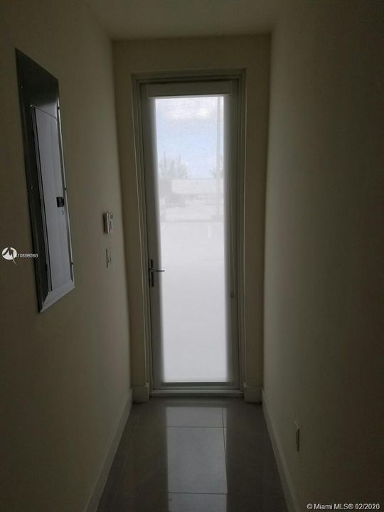 Recientemente alquilado: $2,400 (3 camas, 2 baños, 1360 Pies cuadrados)