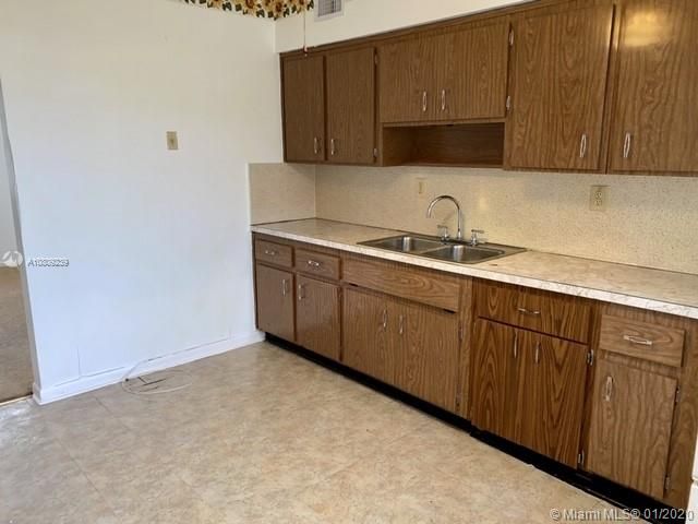 Недавно арендовано: $1,200 (2 спален, 1 ванн, 941 Квадратных фут)