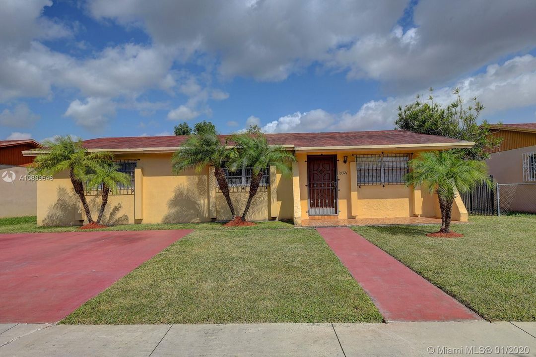 Vendido Recientemente: $345,000 (3 camas, 2 baños, 1215 Pies cuadrados)