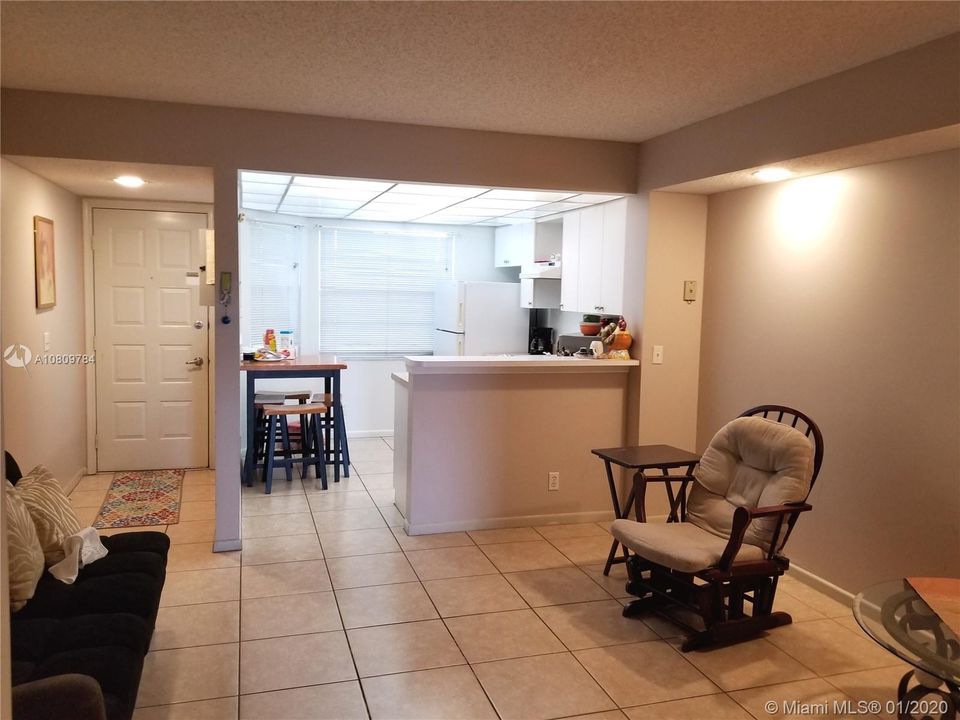 Recently Sold: $90,000 (1 beds, 1 baths, 575 Square Feet)