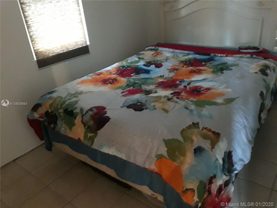 Недавно арендовано: $790 (1 спален, 1 ванн, 352 Квадратных фут)