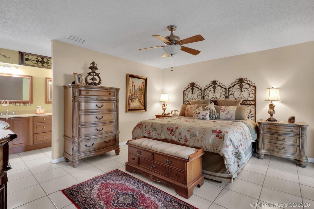 AMPLE MASTER BEDROOM