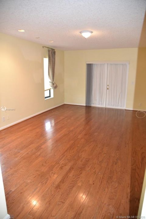 Recently Rented: $3,500 (4 beds, 3 baths, 2849 Square Feet)