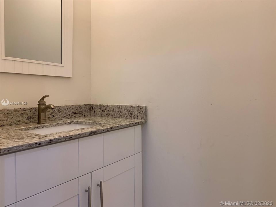 Recently Rented: $2,200 (2 beds, 2 baths, 1155 Square Feet)