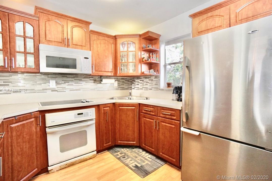 Recently Sold: $109,500 (1 beds, 1 baths, 640 Square Feet)