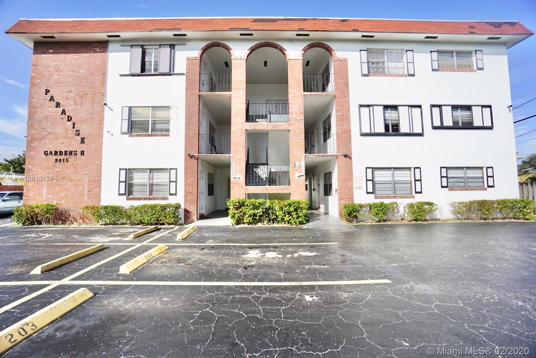 Recently Sold: $109,500 (1 beds, 1 baths, 640 Square Feet)
