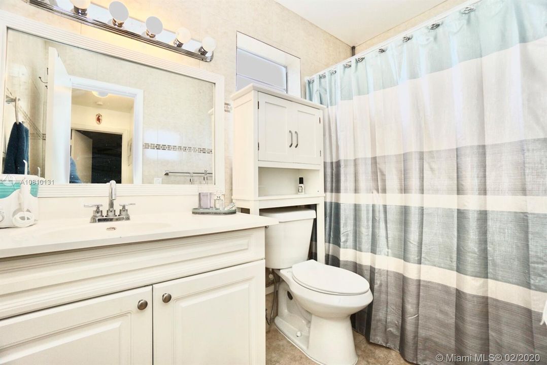 Recently Sold: $109,500 (1 beds, 1 baths, 640 Square Feet)