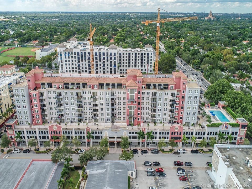 Недавно продано: $359,000 (2 спален, 2 ванн, 1066 Квадратных фут)