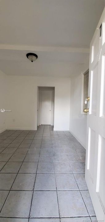 Recently Rented: $1,000 (1 beds, 1 baths, 550 Square Feet)