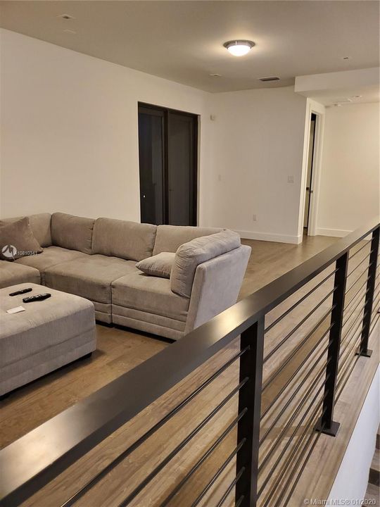 Recently Rented: $15,000 (6 beds, 6 baths, 5368 Square Feet)