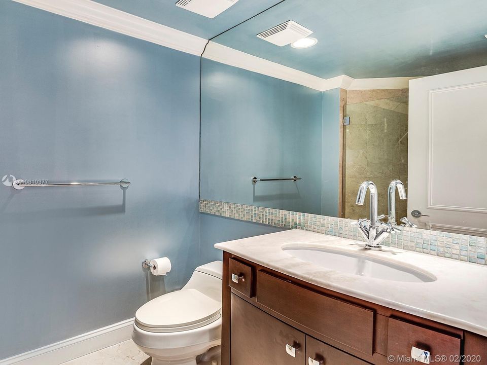 Recently Sold: $2,295,000 (3 beds, 3 baths, 2605 Square Feet)