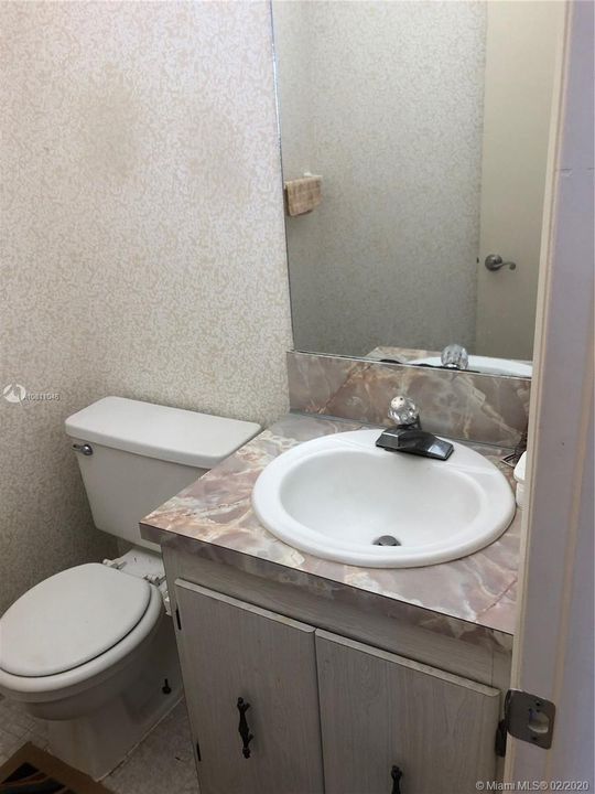 Vendido Recientemente: $59,995 (1 camas, 1 baños, 760 Pies cuadrados)