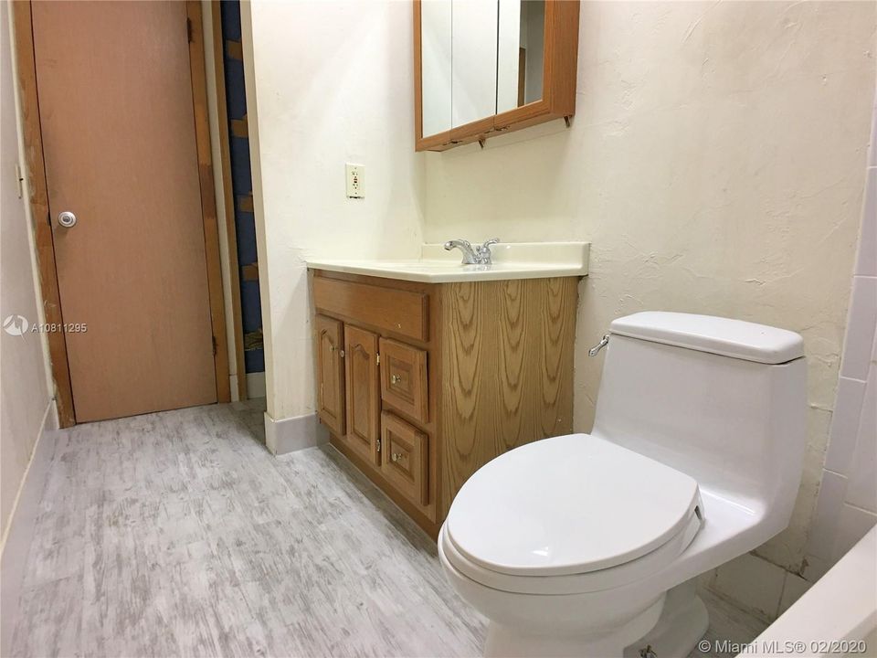 Недавно продано: $440,900 (4 спален, 3 ванн, 0 Квадратных фут)