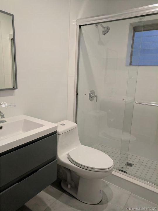 Recently Rented: $1,375 (2 beds, 1 baths, 720 Square Feet)