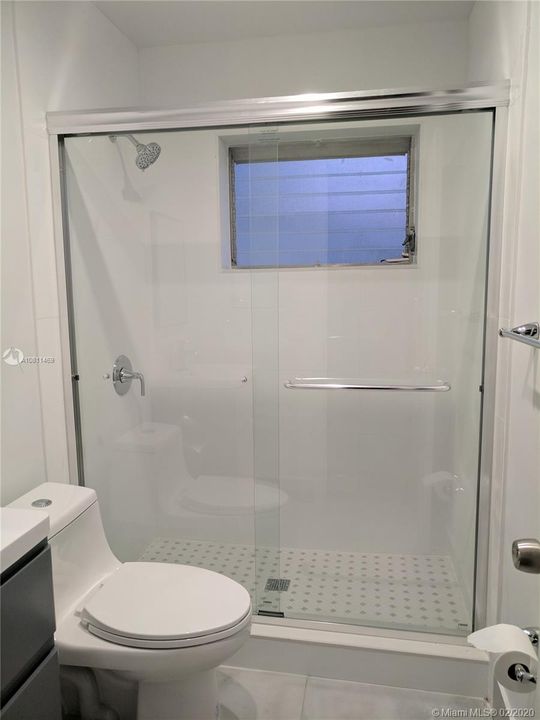 Recently Rented: $1,375 (2 beds, 1 baths, 720 Square Feet)