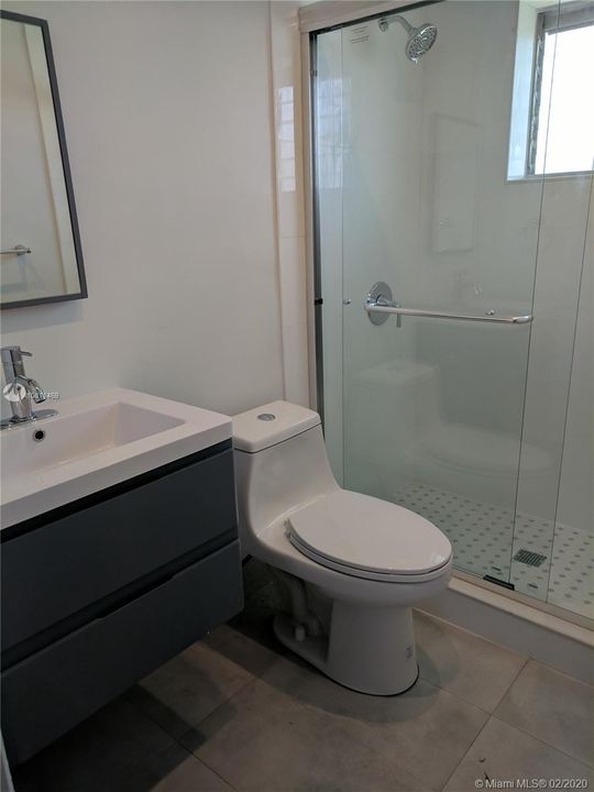 Recently Rented: $1,375 (2 beds, 1 baths, 720 Square Feet)