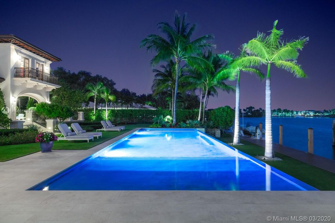 Recently Sold: $21,900,000 (5 beds, 7 baths, 13418 Square Feet)