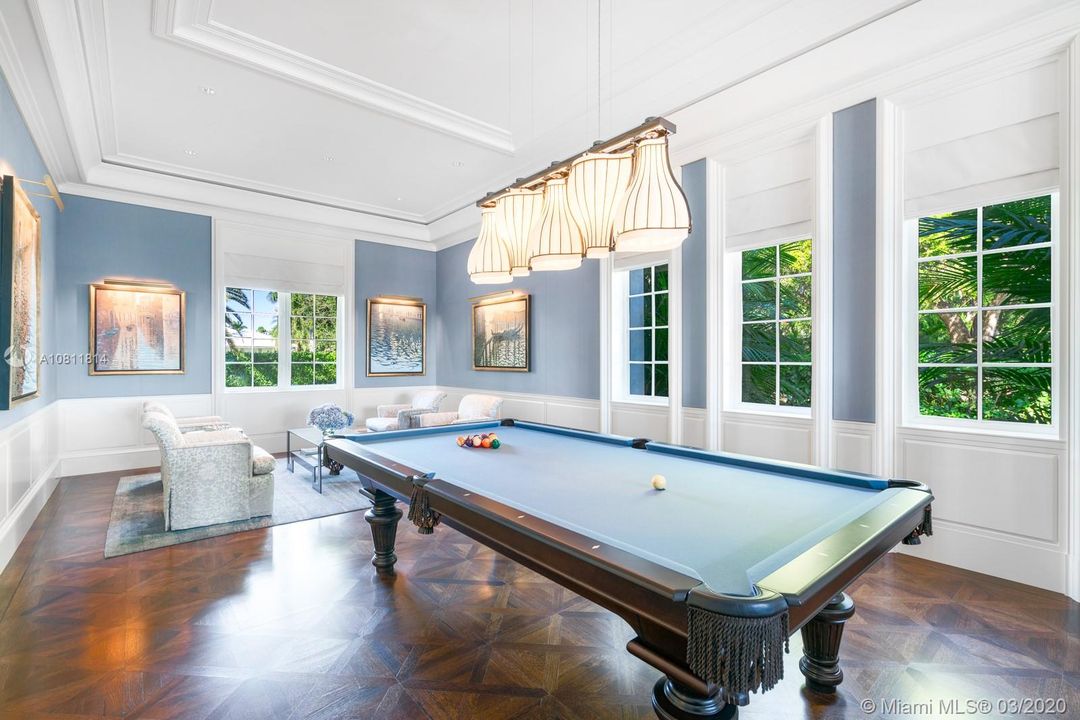Recently Sold: $21,900,000 (5 beds, 7 baths, 13418 Square Feet)
