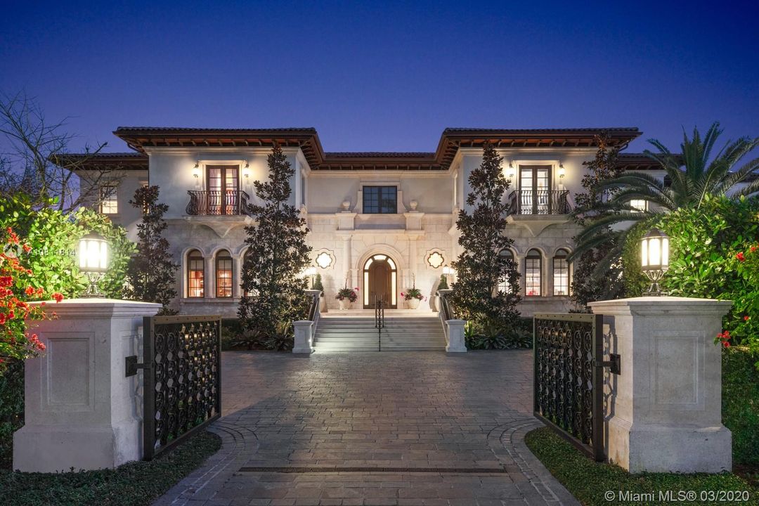 Recently Sold: $21,900,000 (5 beds, 7 baths, 13418 Square Feet)