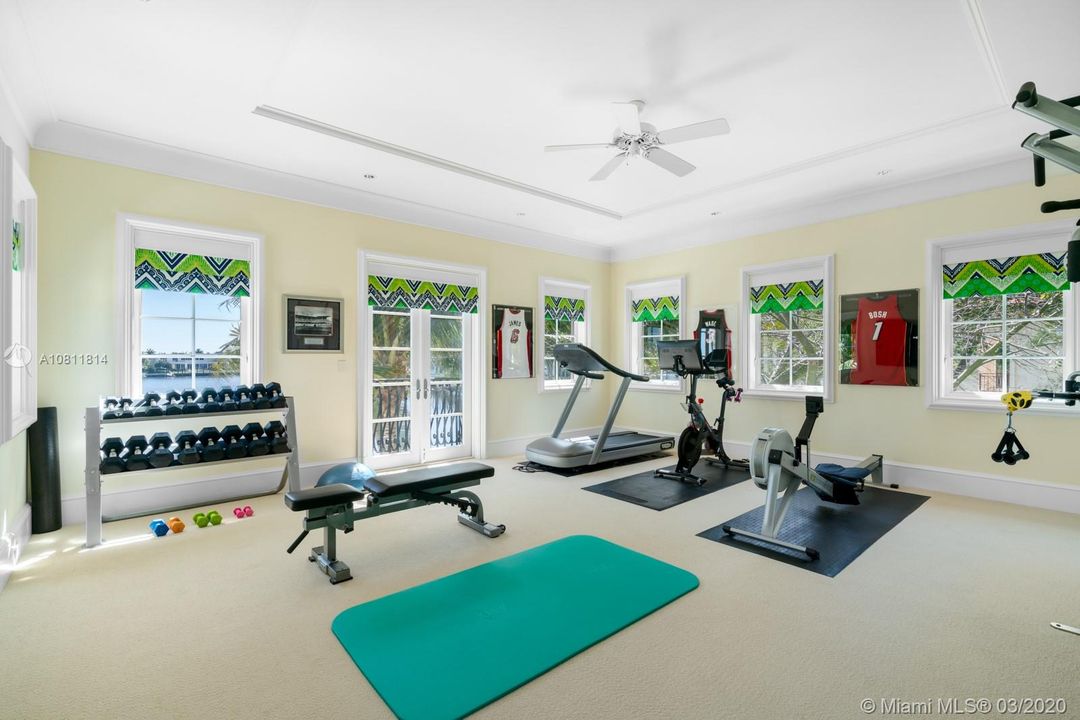 Recently Sold: $21,900,000 (5 beds, 7 baths, 13418 Square Feet)