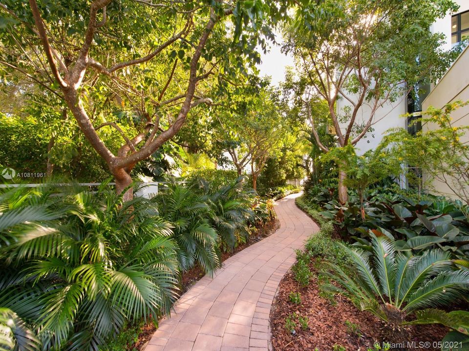 Gardens by landscape architect Mercedes Porcari.