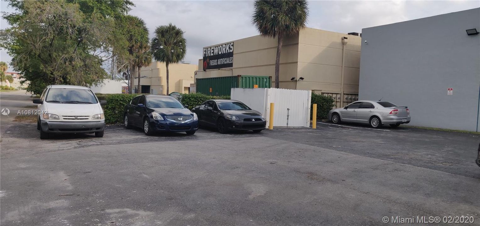 Vendido Recientemente: $2,100,000 (0 camas, 0 baños, 11844 Pies cuadrados)